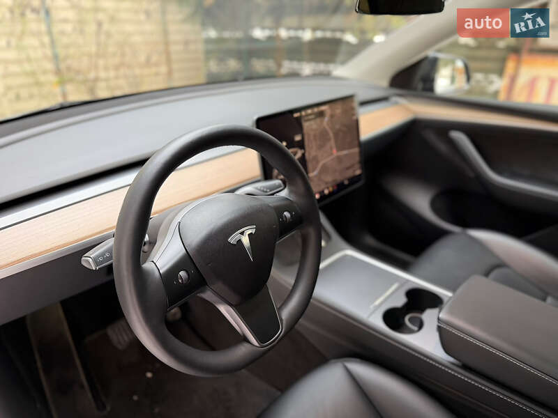 Внедорожник / Кроссовер Tesla Model Y 2023 в Виннице