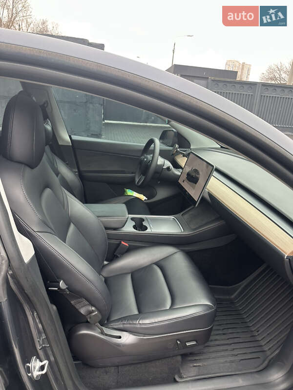 Внедорожник / Кроссовер Tesla Model Y 2022 в Киеве фото 19 Внедорожник / Кроссовер Tesla Model Y 2022 в Киеве