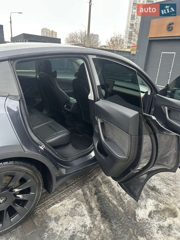 Внедорожник / Кроссовер Tesla Model Y 2022 в Киеве фото 18 Внедорожник / Кроссовер Tesla Model Y 2022 в Киеве