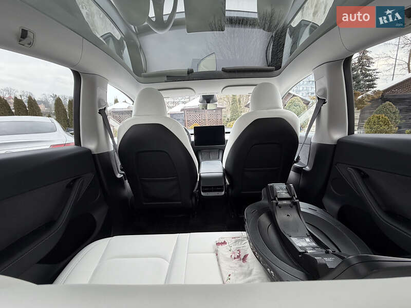 Позашляховик / Кросовер Tesla Model Y 2023 в Львові