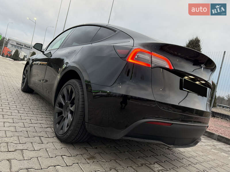 Внедорожник / Кроссовер Tesla Model Y 2022 в Днепре