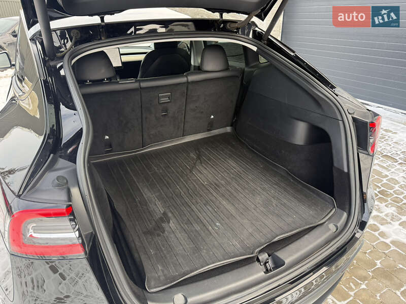 Позашляховик / Кросовер Tesla Model Y 2021 в Львові фото 17 Позашляховик / Кросовер Tesla Model Y 2021 в Львові