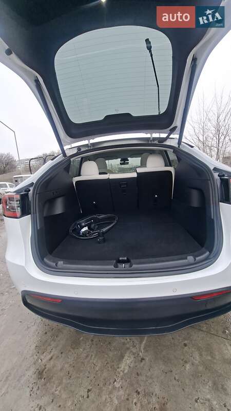 Внедорожник / Кроссовер Tesla Model Y 2021 в Запорожье фото 11 Внедорожник / Кроссовер Tesla Model Y 2021 в Запорожье