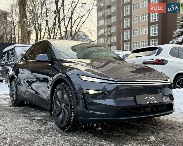Позашляховик / Кросовер Tesla Model Y 2025 в Києві фото 7 Позашляховик / Кросовер Tesla Model Y 2025 в Києві