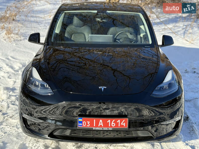 Позашляховик / Кросовер Tesla Model Y 2023 в Києві фото 6 Позашляховик / Кросовер Tesla Model Y 2023 в Києві