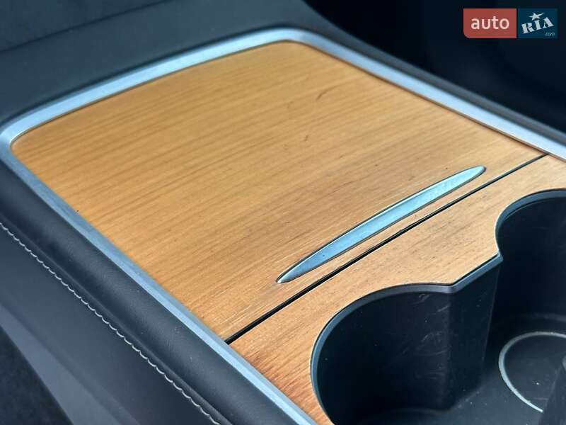 Внедорожник / Кроссовер Tesla Model Y 2022 в Луцке фото 14 Внедорожник / Кроссовер Tesla Model Y 2022 в Луцке