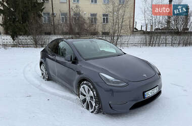 Внедорожник / Кроссовер Tesla Model Y 2023 в Львове
