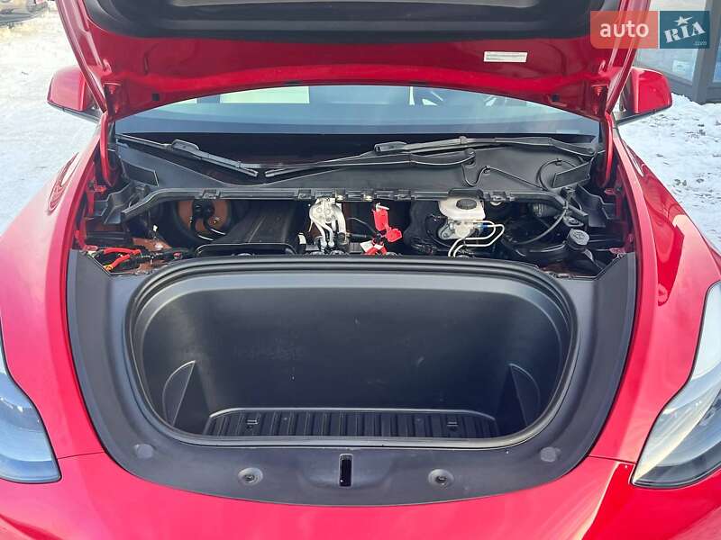 Позашляховик / Кросовер Tesla Model Y 2022 в Луцьку фото 9 Позашляховик / Кросовер Tesla Model Y 2022 в Луцьку