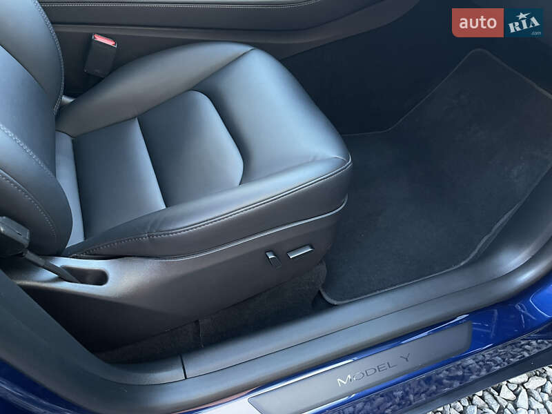 Позашляховик / Кросовер Tesla Model Y 2023 в Львові фото 27 Позашляховик / Кросовер Tesla Model Y 2023 в Львові