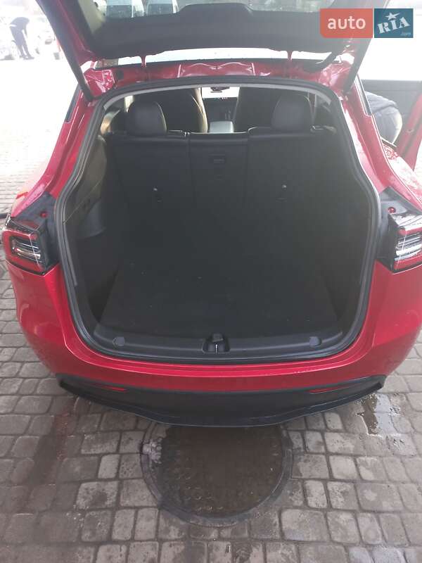 Позашляховик / Кросовер Tesla Model Y 2022 в Яворові