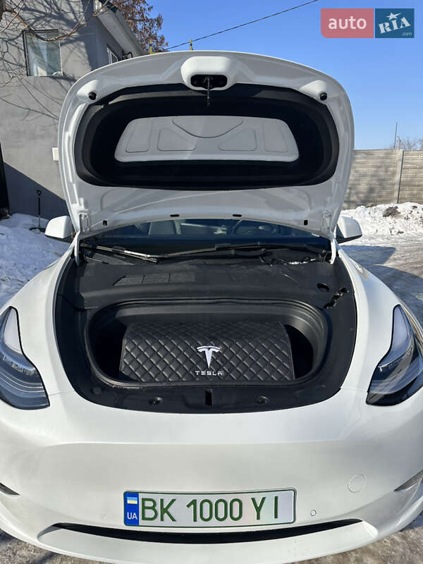 Внедорожник / Кроссовер Tesla Model Y 2021 в Ровно фото 2 Внедорожник / Кроссовер Tesla Model Y 2021 в Ровно