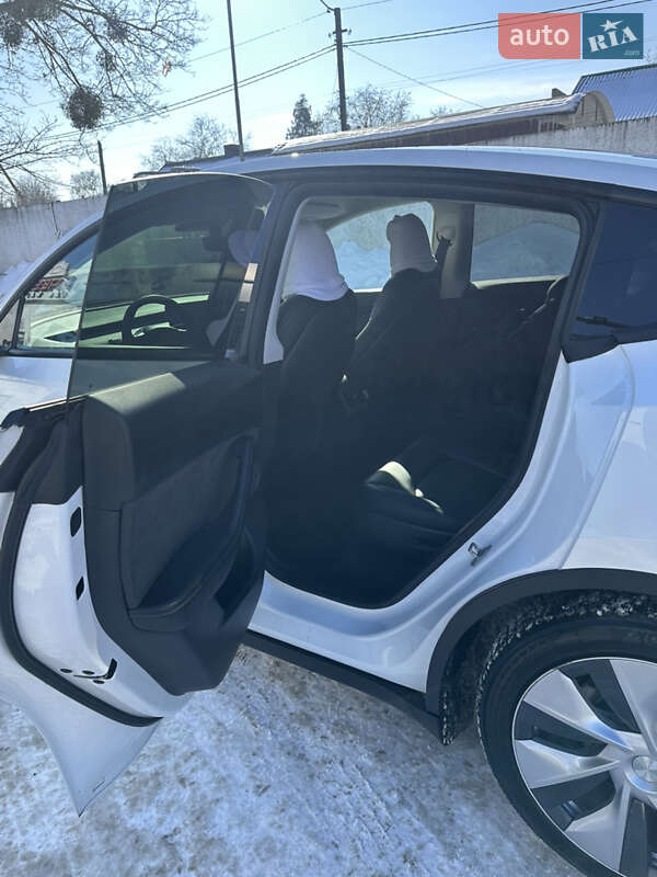 Внедорожник / Кроссовер Tesla Model Y 2021 в Ровно фото 11 Внедорожник / Кроссовер Tesla Model Y 2021 в Ровно