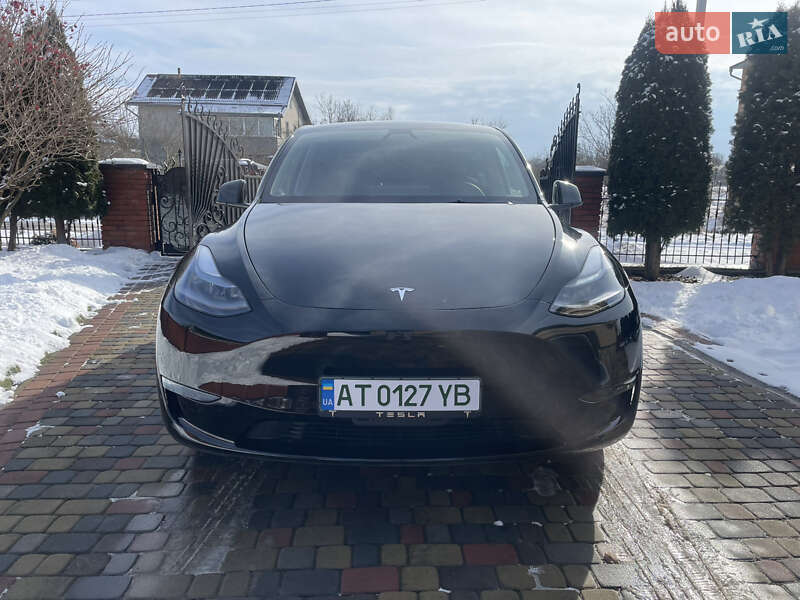 Позашляховик / Кросовер Tesla Model Y 2024 в Івано-Франківську фото 4 Позашляховик / Кросовер Tesla Model Y 2024 в Івано-Франківську