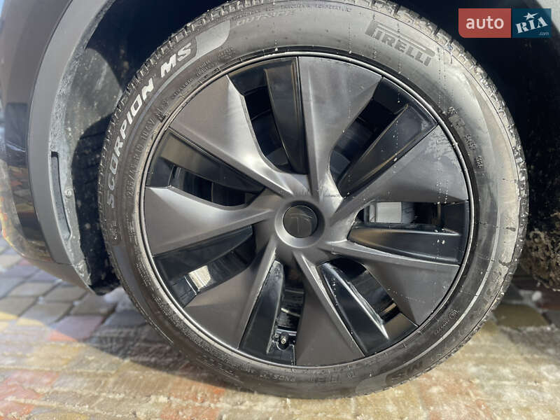 Позашляховик / Кросовер Tesla Model Y 2024 в Івано-Франківську фото 10 Позашляховик / Кросовер Tesla Model Y 2024 в Івано-Франківську