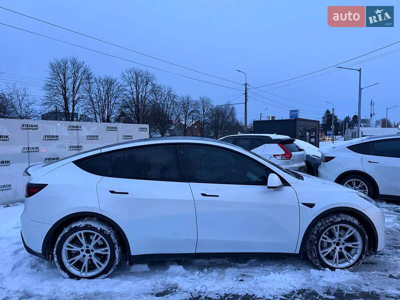 Позашляховик / Кросовер Tesla Model Y 2020 в Луцьку