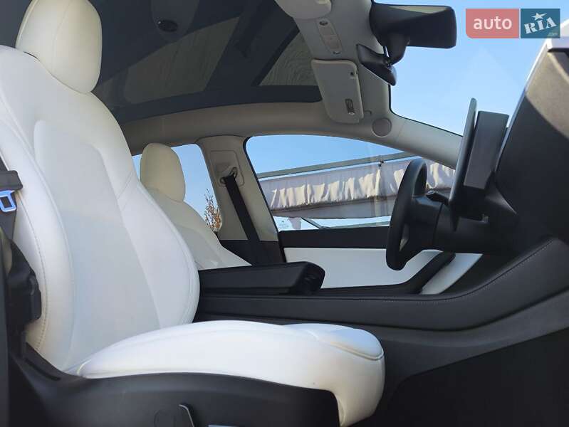 Внедорожник / Кроссовер Tesla Model Y 2022 в Киеве фото 28 Внедорожник / Кроссовер Tesla Model Y 2022 в Киеве