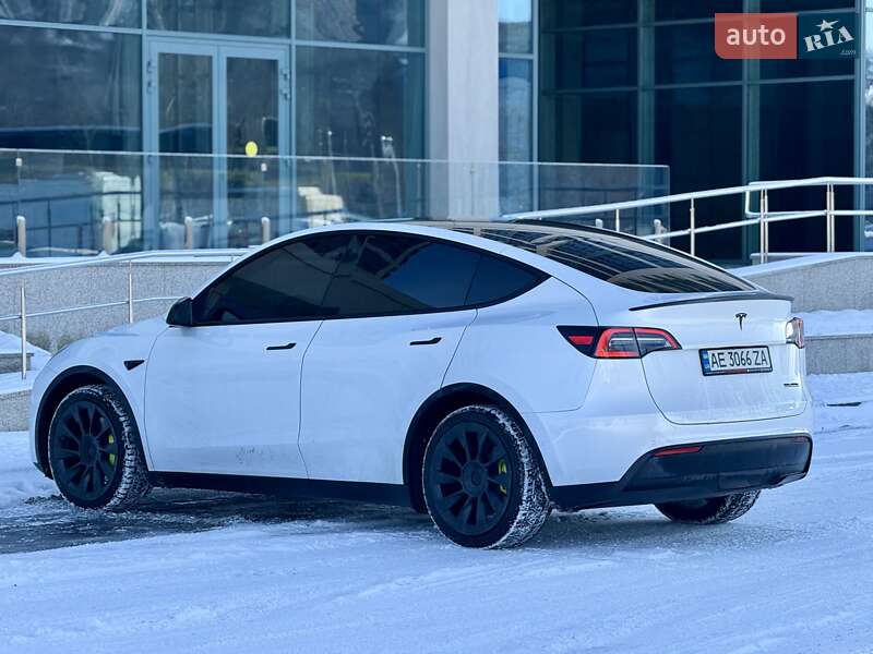 Внедорожник / Кроссовер Tesla Model Y 2021 в Днепре фото 10 Внедорожник / Кроссовер Tesla Model Y 2021 в Днепре