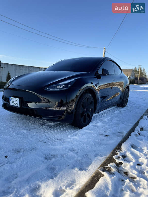 Позашляховик / Кросовер Tesla Model Y 2024 в Дніпрі