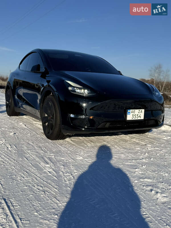 Позашляховик / Кросовер Tesla Model Y 2024 в Дніпрі