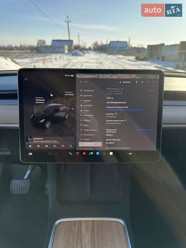 Позашляховик / Кросовер Tesla Model Y 2024 в Дніпрі