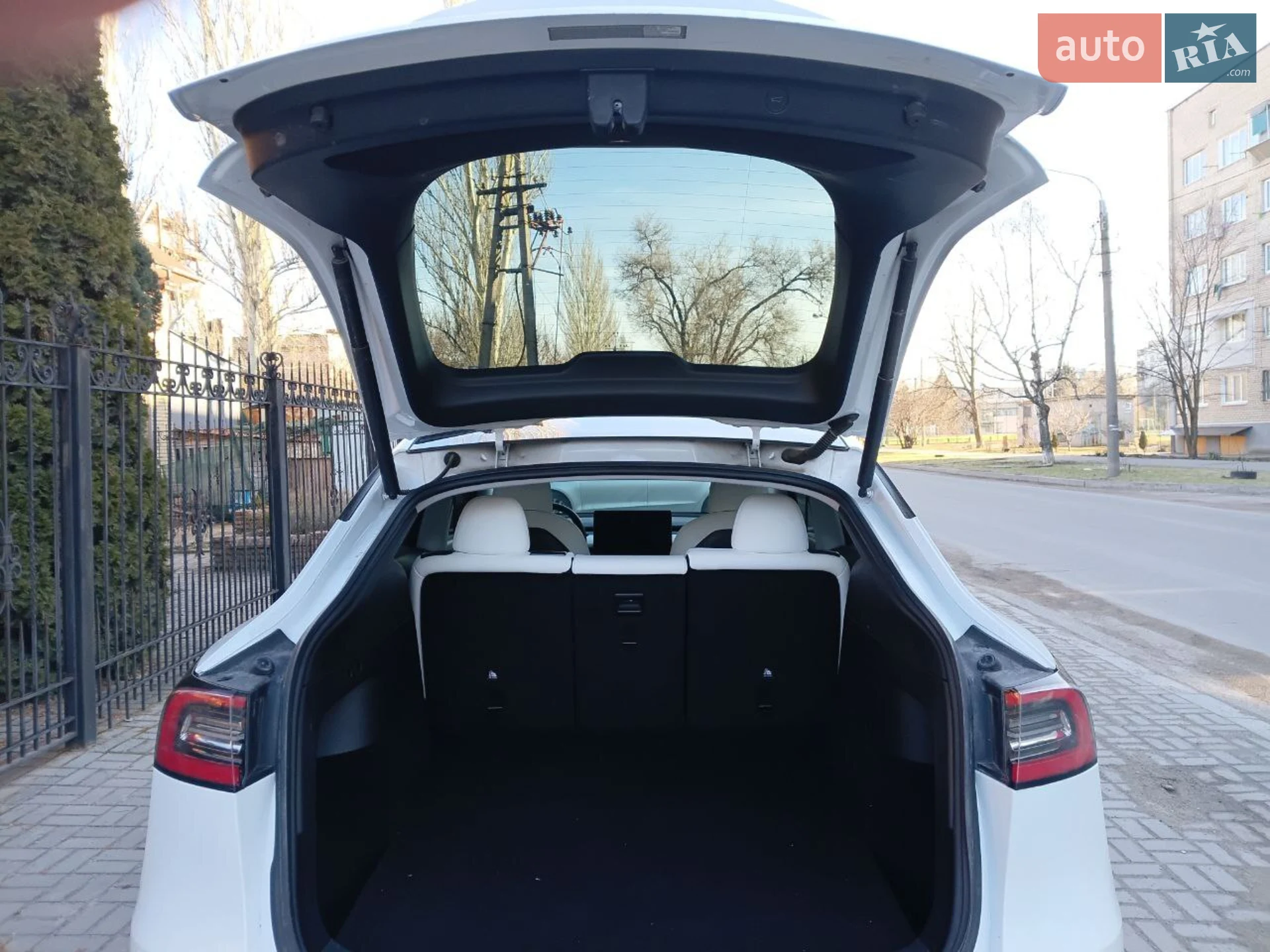 2021 Tesla Model Y - мініатюра 13
