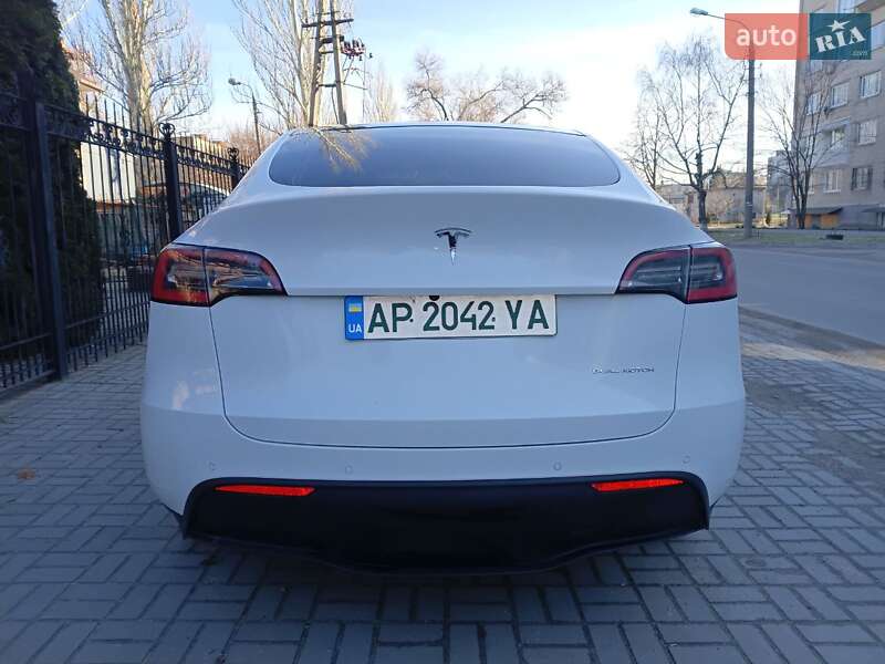 Позашляховик / Кросовер Tesla Model Y 2021 в Запоріжжі