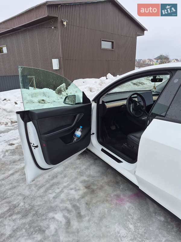 Позашляховик / Кросовер Tesla Model Y 2021 в Бучі фото 6 Позашляховик / Кросовер Tesla Model Y 2021 в Бучі