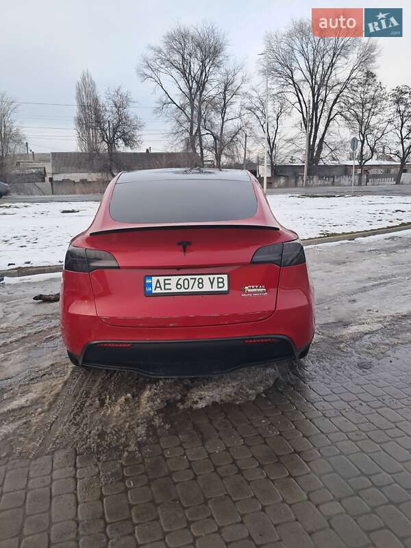 Позашляховик / Кросовер Tesla Model Y 2022 в Дніпрі фото 5 Позашляховик / Кросовер Tesla Model Y 2022 в Дніпрі