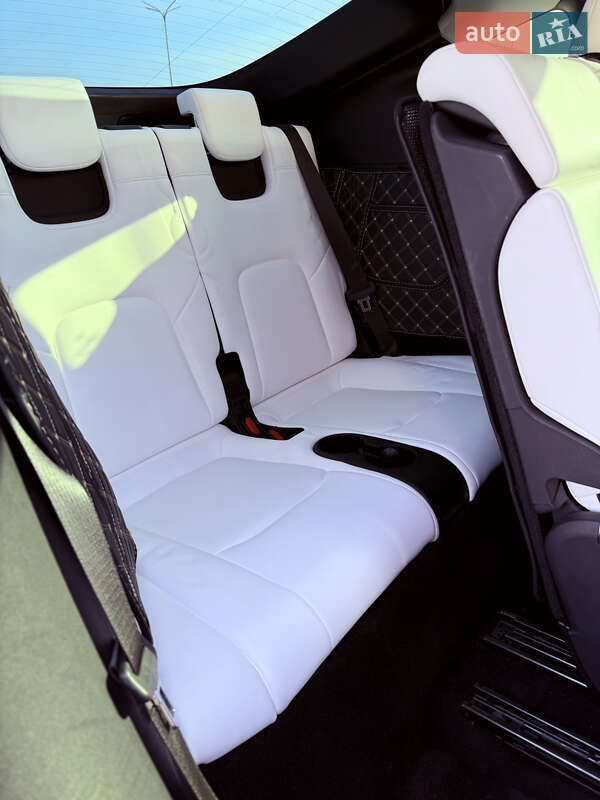Позашляховик / Кросовер Tesla Model Y 2023 в Харкові