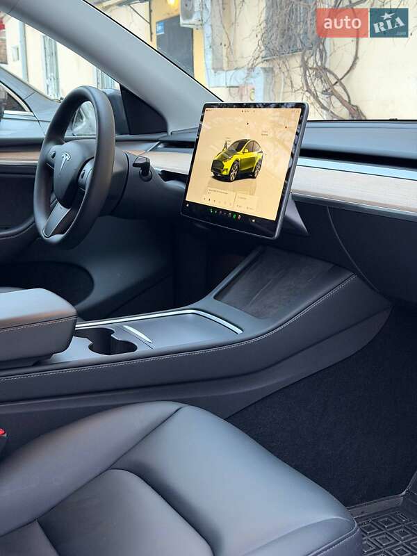 Позашляховик / Кросовер Tesla Model Y 2023 в Кропивницькому фото 7 Позашляховик / Кросовер Tesla Model Y 2023 в Кропивницькому