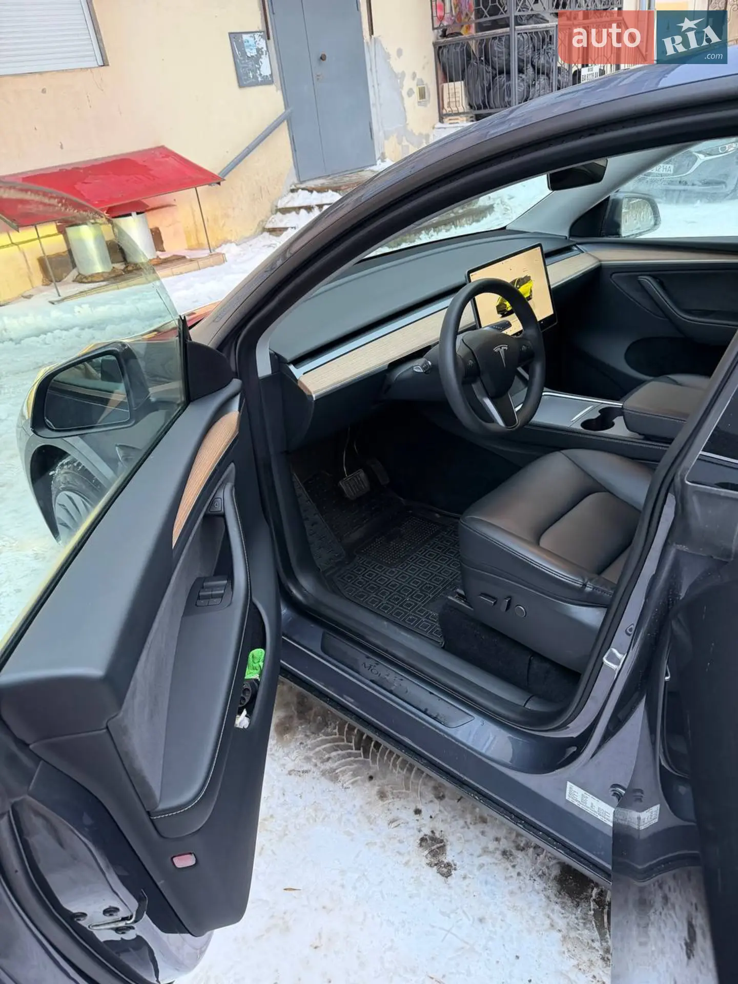 2023 Tesla Model Y - мініатюра 9
