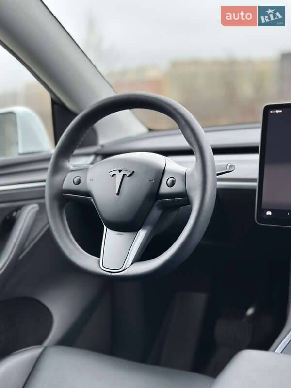 Позашляховик / Кросовер Tesla Model Y 2023 в Софіївській Борщагівці