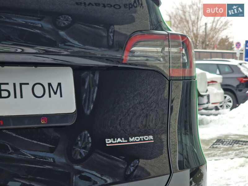 Внедорожник / Кроссовер Tesla Model Y 2022 в Хмельницком