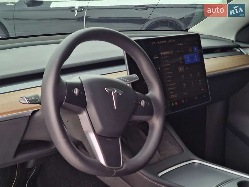 Внедорожник / Кроссовер Tesla Model Y 2022 в Хмельницком