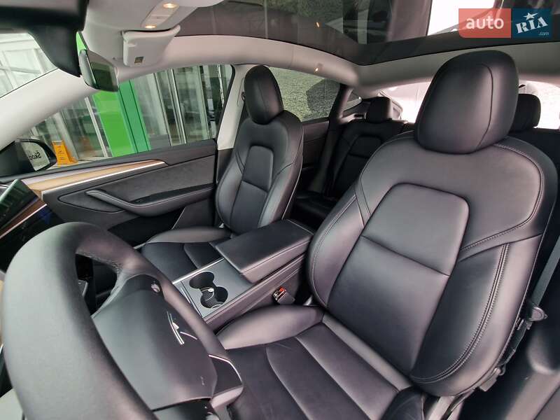 Внедорожник / Кроссовер Tesla Model Y 2022 в Хмельницком