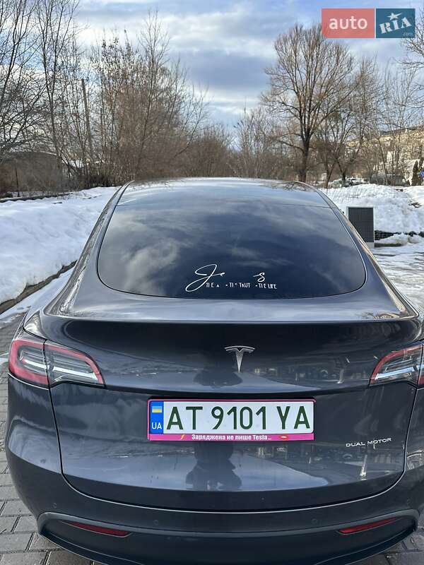 Позашляховик / Кросовер Tesla Model Y 2022 в Івано-Франківську