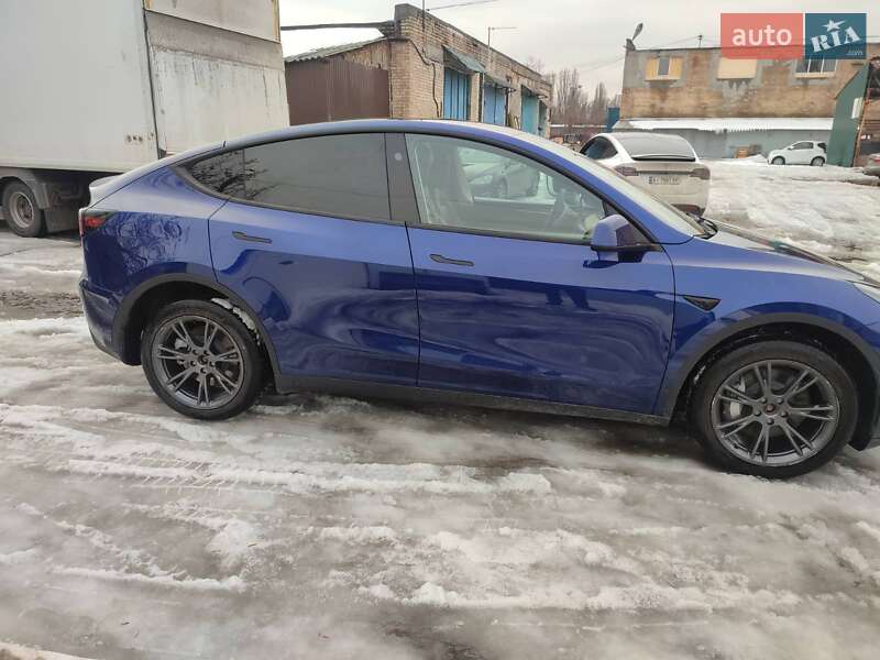 Внедорожник / Кроссовер Tesla Model Y 2024 в Киеве фото 5 Внедорожник / Кроссовер Tesla Model Y 2024 в Киеве
