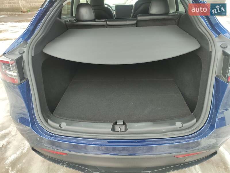 Внедорожник / Кроссовер Tesla Model Y 2024 в Киеве фото 13 Внедорожник / Кроссовер Tesla Model Y 2024 в Киеве