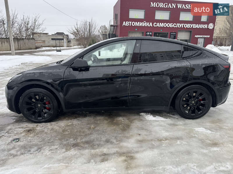 Внедорожник / Кроссовер Tesla Model Y 2021 в Харькове