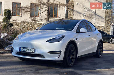 Позашляховик / Кросовер Tesla Model Y 2022 в Львові
