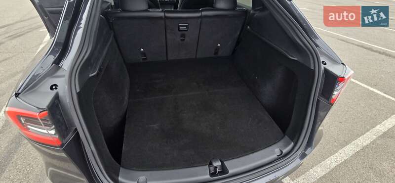 Позашляховик / Кросовер Tesla Model Y 2024 в Рівному