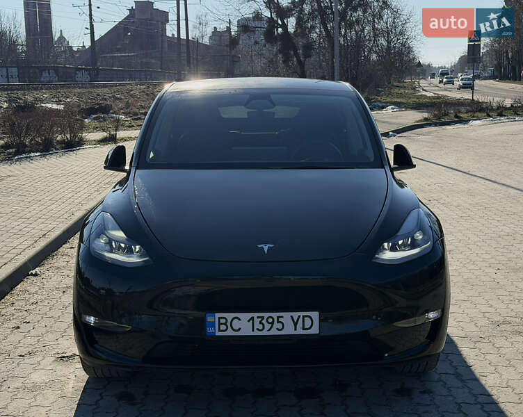 Позашляховик / Кросовер Tesla Model Y 2024 в Львові