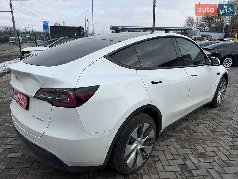 Внедорожник / Кроссовер Tesla Model Y 2021 в Луцке