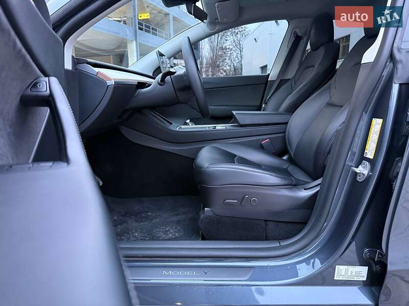 Внедорожник / Кроссовер Tesla Model Y 2022 в Одессе