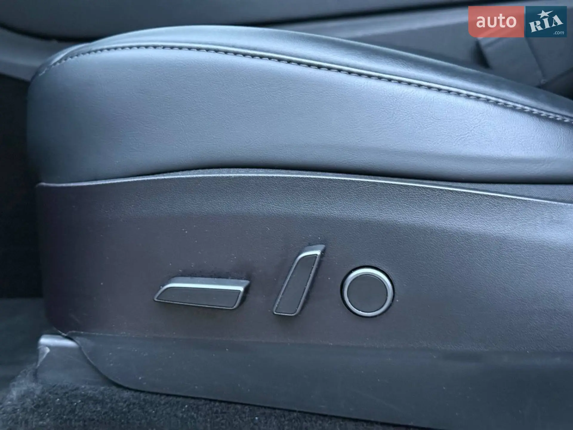 2022 Tesla Model Y - мініатюра 15