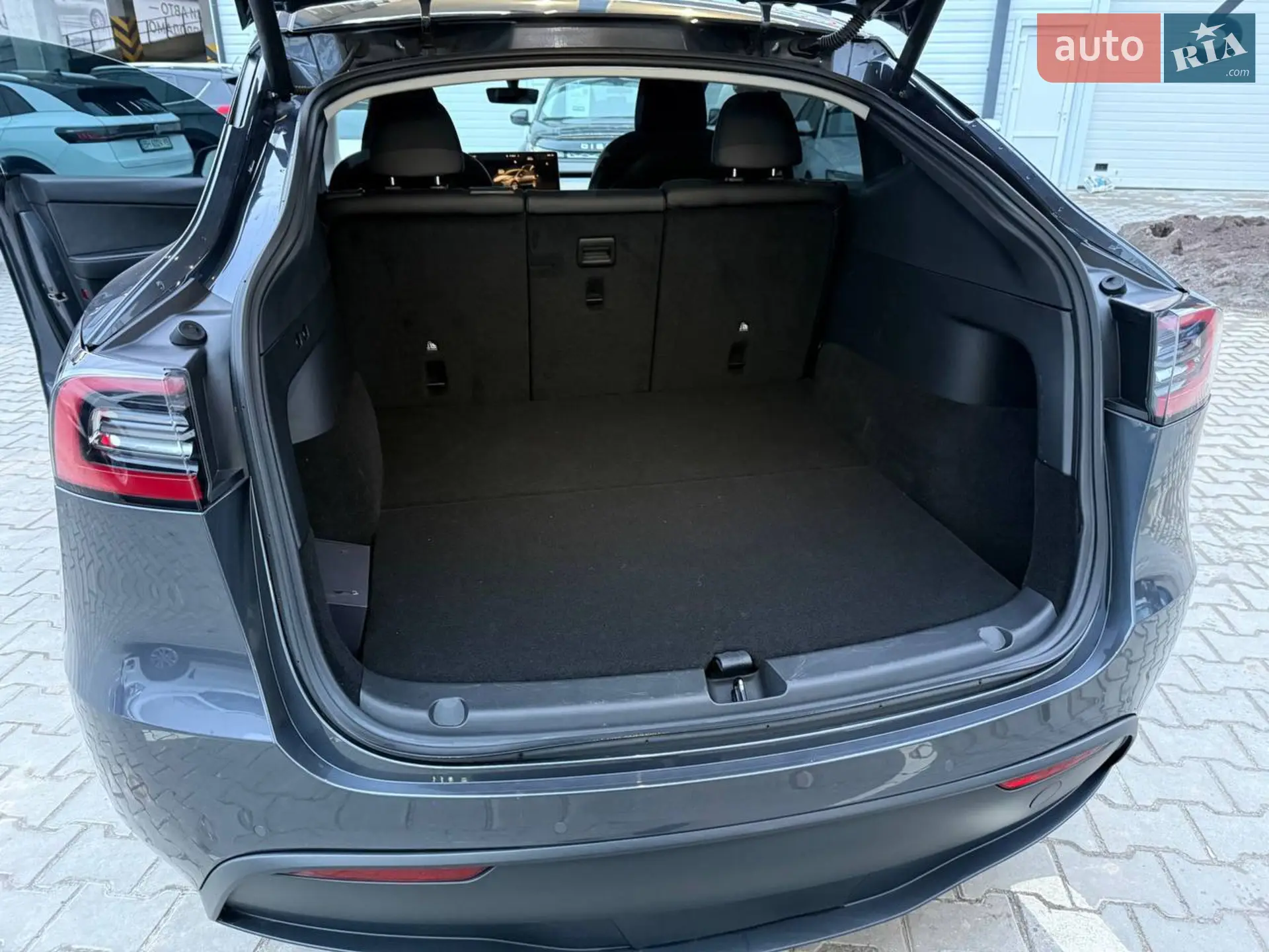 2022 Tesla Model Y - мініатюра 20