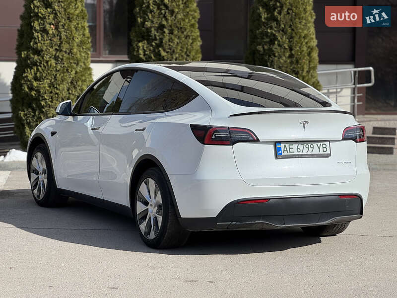 Позашляховик / Кросовер Tesla Model Y 2022 в Дніпрі