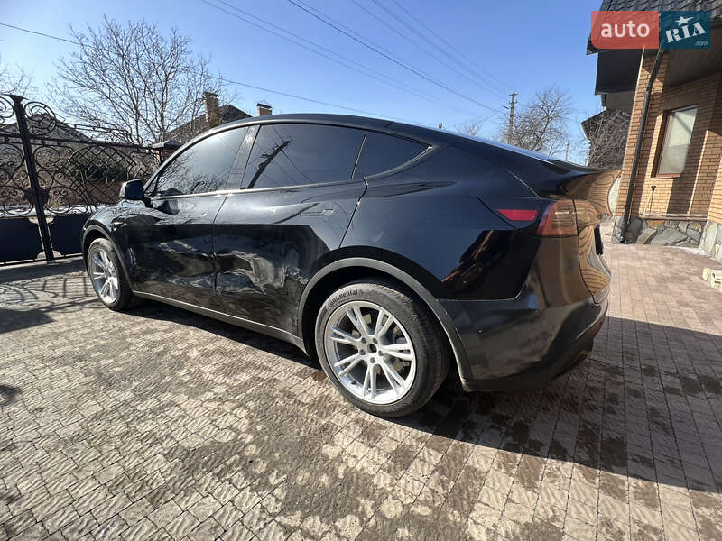 Позашляховик / Кросовер Tesla Model Y 2023 в Луцьку