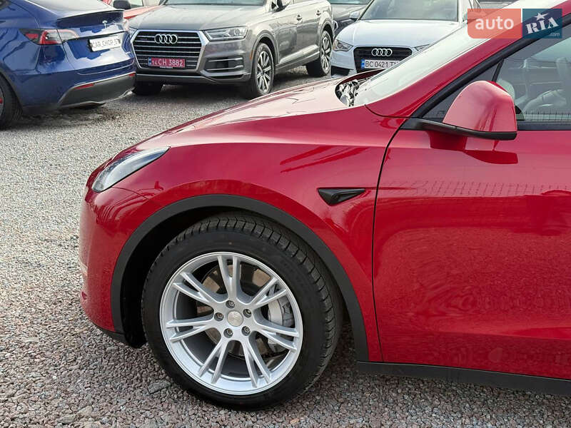 Позашляховик / Кросовер Tesla Model Y 2023 в Стрию