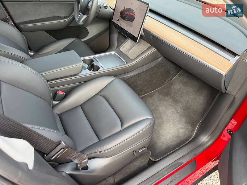 Позашляховик / Кросовер Tesla Model Y 2023 в Стрию